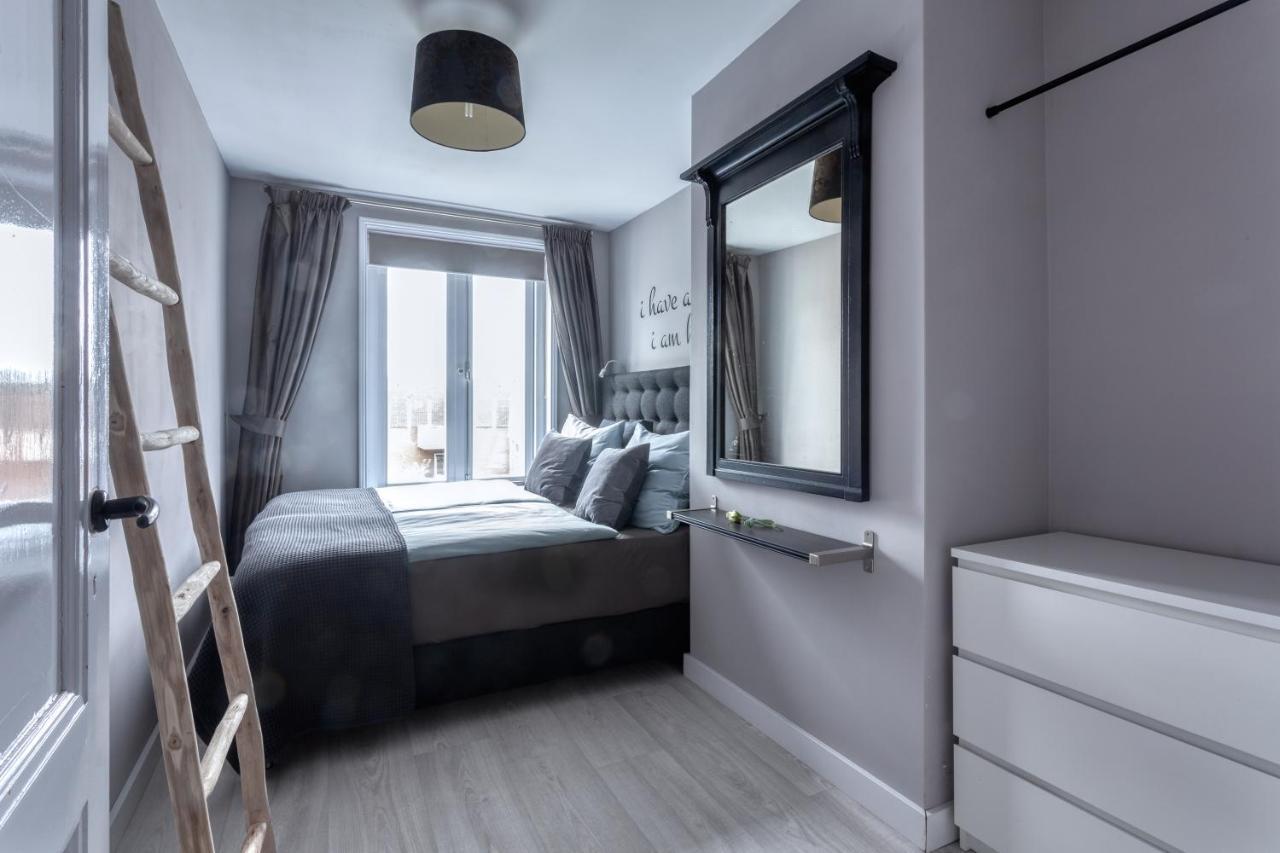Bed And Breakfast The Rose Haarlem Eksteriør bilde